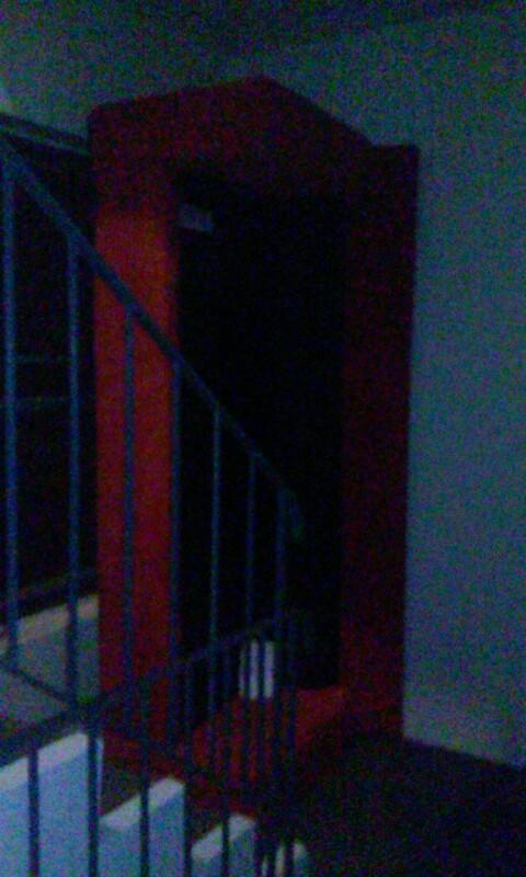 AmyLay21's tweet photo. How do you fit a couch through a door that's too small? #Piveeeeet #fuming #justwanttositonacouch http://t.co/C6MD2PTqau
