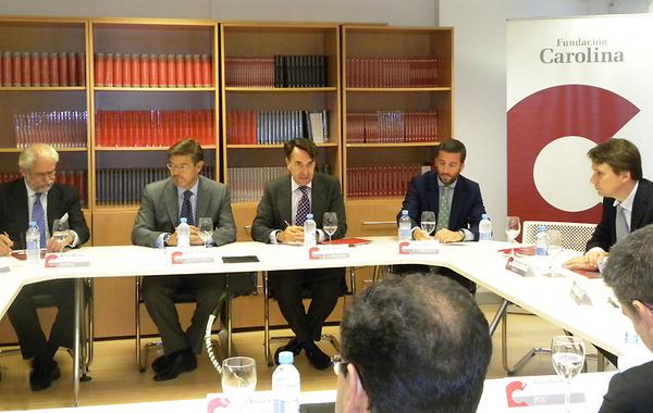 Fundación Carolina tweet media