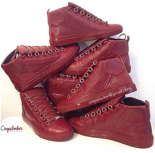 balenciaga arena rouge grenat