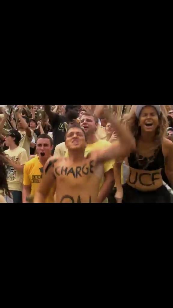 d_nellie3's tweet photo. The streak of making it in UCF promo videos continues 💛⚫️ #ActuallyFamous http://t.co/otb2K4z07t