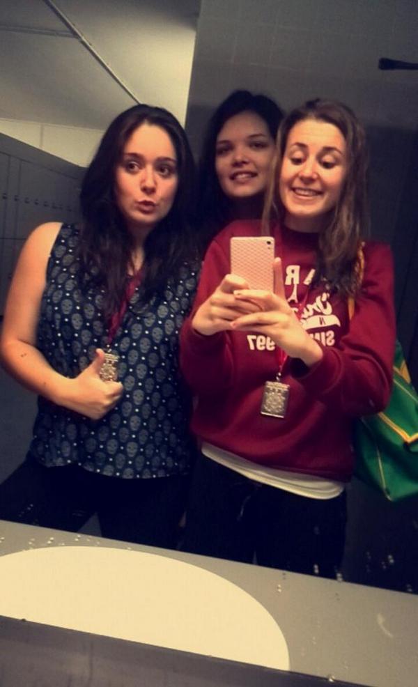 Marinita ↫ tweet media