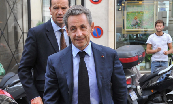 Valeurs's tweet photo. Nicolas Sarkozy, plébiscité pour diriger l’UMP >> http://t.co/pGVyyB8Xnt http://t.co/jpqSt8umPq