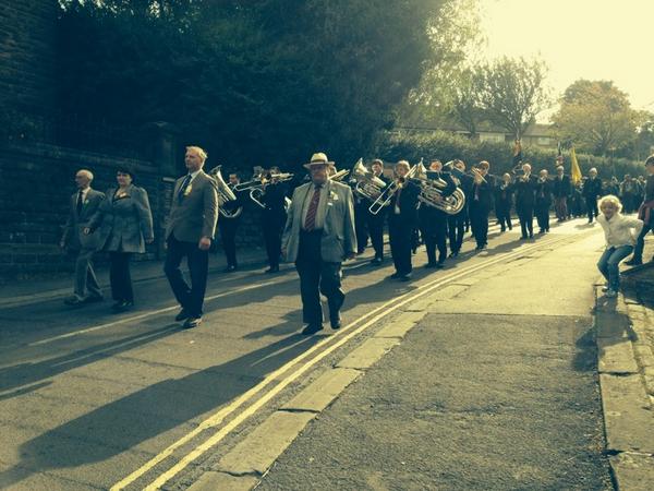 chris3554's tweet photo. Procession down the High Street for the Pateley Show @nidderdaleshow http://t.co/uHk9afYNMc