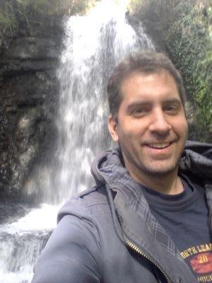 algodevos_ok's tweet photo. Hoy nos visita al programa Juan Junco gran periodista del espectáculo de Rosario desde las 18:30 hs
#AlgoDeVos 👏👏👏 http://t.co/Ctdp5zwXE5