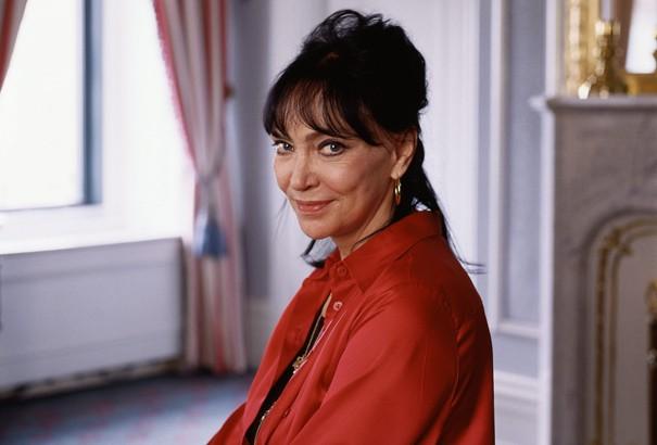 Happy 74th birthday to radiant Anna Karina, whos got this passage-of-years thing completely figured out. 