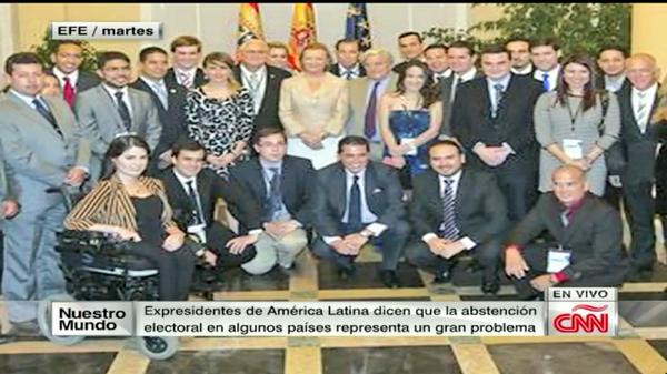 RoyerPZ's tweet photo. @CNNEE difundió al mundo la participación de representantes de 18 países en el #PIJ2014 que se realizo en #Zaragoza http://t.co/BceyNenkDK