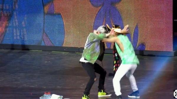 JongChiii's tweet photo. これからも末長くジョンヒョ…いや、SHINeeをよろしくお願いします💓
#24thkeyday
#24YearsofKey
#Happy23rdKeyDay
#freaKEYday
#HappyBirthdayKey http://t.co/zY9rqarLdX