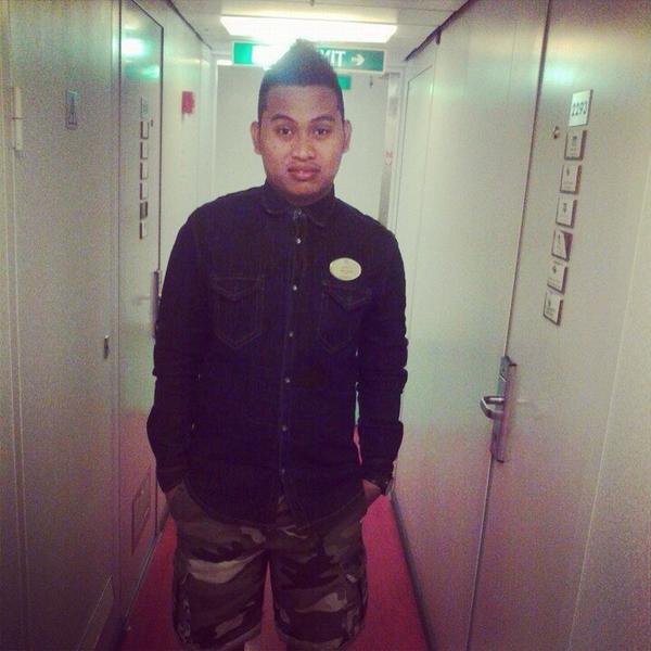 dembox tweet picture