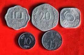 DilliKiRanaiyan's tweet image. Who remembers using these coins?