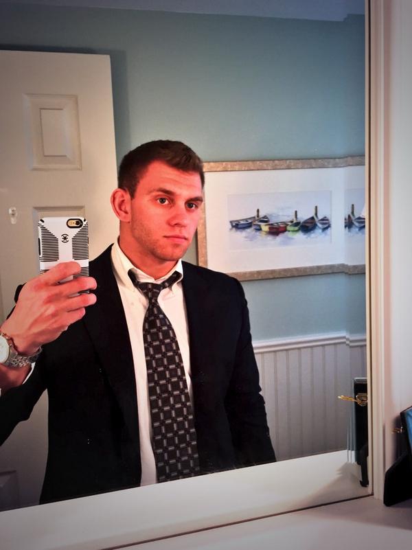 emiilyalllen's tweet photo. β@peteHxC: I think I was a little overdressed for class today #classoverswag http://t.co/G9uSVMU766β ππππππ