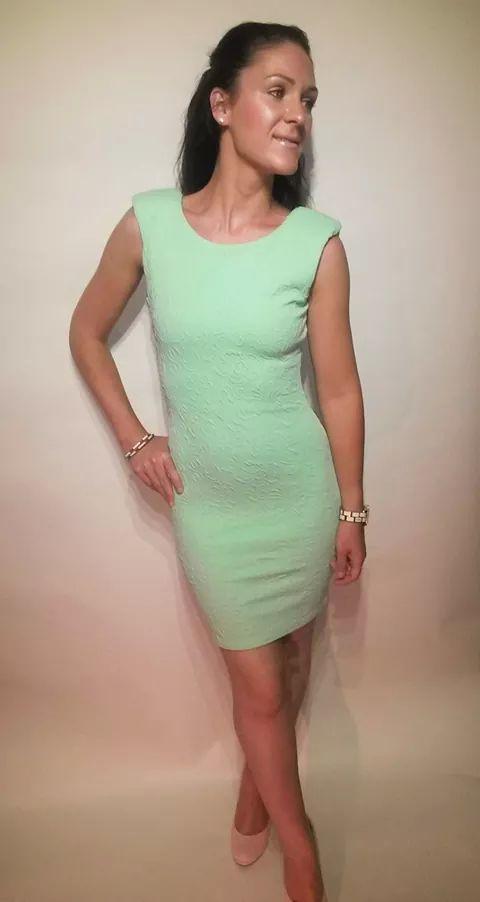 beauchicfashion's tweet image. Totally in love with this dress! #stoptraffic