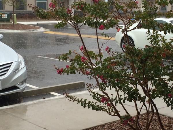 KFOX14Photogs's tweet image. Heavy rain in far was El Paso #kfox @KFOXWeatherTeam #kfoxweather -Jon