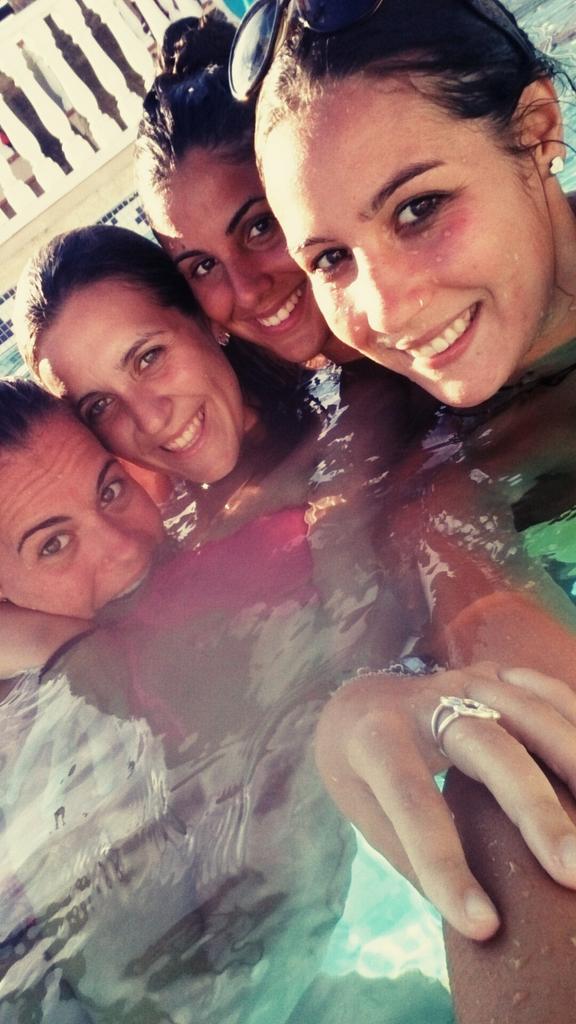 Rocio7311's tweet photo. @Solristol leer tus tuits antes de dormirme y echarte de menos.. 💗 http://t.co/fyzm37D7NY