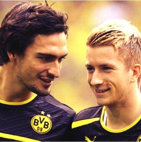 bvblove09's tweet photo. @woodyinho & @matshummels
#Staymarco
#getwellsooneverybody http://t.co/bRHlNH0SGa