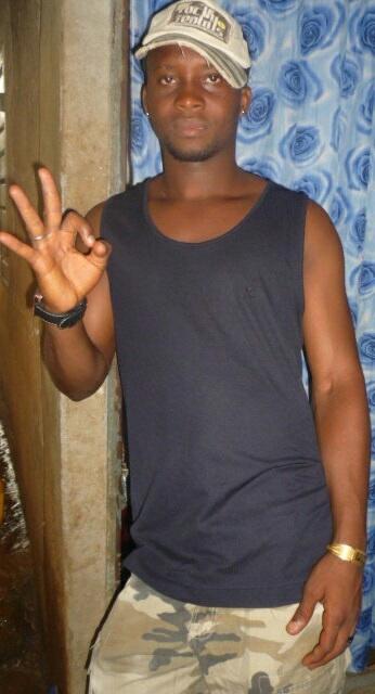 passysylla10's tweet photo. La vie hahahaha.... http://t.co/EjPciilv4L
