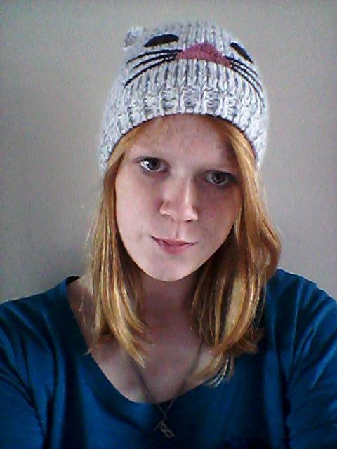 KimiCat97's tweet photo. @5SOS1DMANIPS can I please have one with Riker Lynch??? Pic a selfie which you think is the best http://t.co/14zUVgeyyS