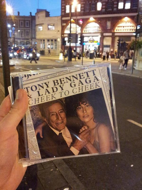 PawsUpAsia's tweet photo. Just got #CheekToCheekSept23 album from Camden home of #ARTRAVE @itunesfestival @ladygaga #ladygaga @itstonybennett ♥ http://t.co/uCoQgyvB6R