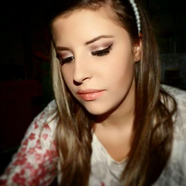 NuMakeup's tweet photo. #Makeup realizzato:
-occhi @motives
-labbra @MulacCosmetics
-ciglia finte @EylureOfficial
#beauty #blogger #cosmetici http://t.co/MKuHLy3Xiv