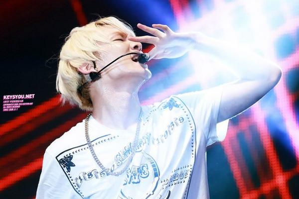 lu_na_art's tweet photo. #Happy24thKeyDay
#HappyBirthdayKey
#HappyKEYsday
#freaKEYday http://t.co/UV0Le5WvPD