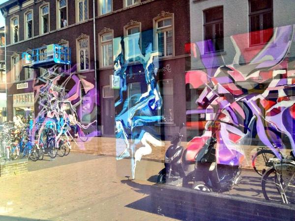 Vanaf vandaag enkele schilderijen van <a href="/tesreijnders/">Tessa Reijnders</a> op een bijzondere locatie in #Roermond