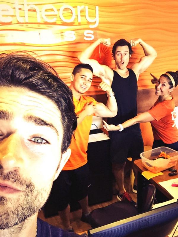themattdallas's tweet image. Sweatin' it @orangetheoryAZ stylez. @Audraweinstein @BlueHamilton