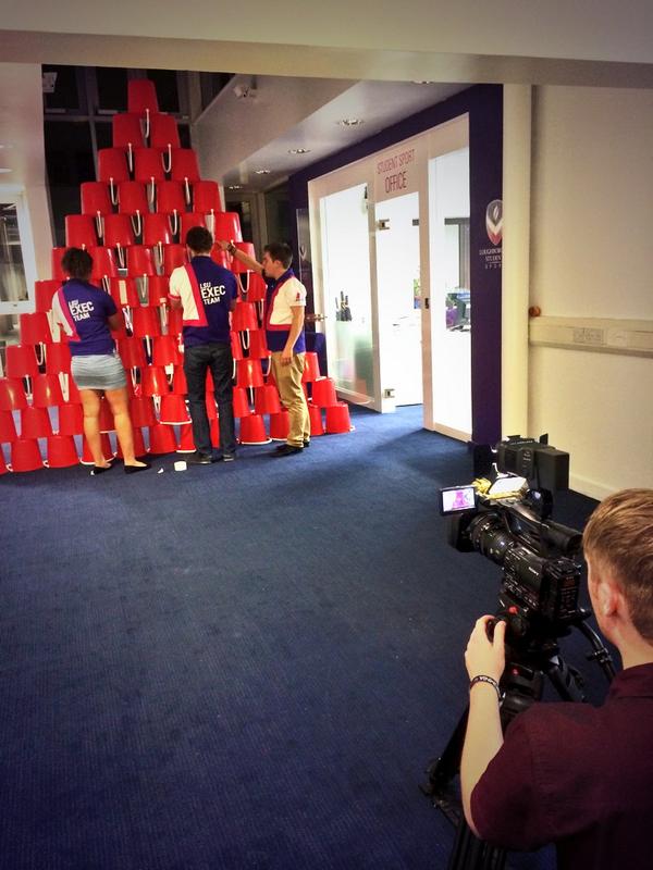 LSU_Welfare's tweet photo. Ooooo what's going on here?! #LSUYes or #LSUNo #LSUFreshers14 http://t.co/vgVbKkVP9Y