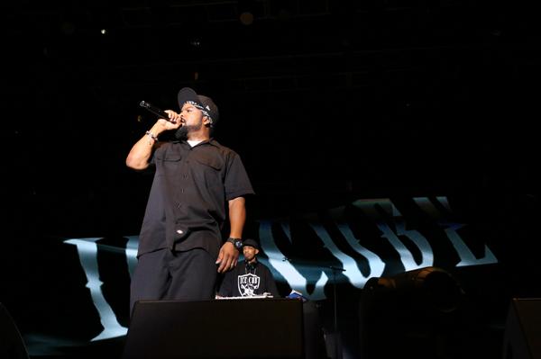 Ice Cube tweet media