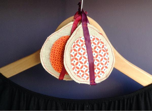 Debbiemade's tweet photo. Lavender Bags - with pattern - Day 1 of Waste Less Live More week - http://t.co/bZxYHizshw #wllm #wllm14 http://t.co/4a8OKDARtp