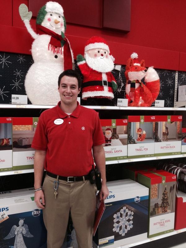 jenelle_wood16's tweet photo. #T672 #hohoho #startingtolooklikechristmas http://t.co/iTsBpRNuk9