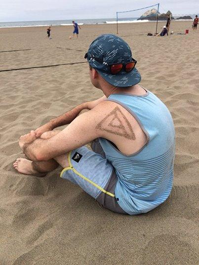 ShopTheorem's tweet image. Theorem spotted at some beach volleyball!