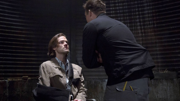cw_spn's tweet photo. Sam's search for Dean takes him to dark places. #Supernatural returns in 15 days! @jarpad @JensenAckles http://t.co/wrLe2OKQds