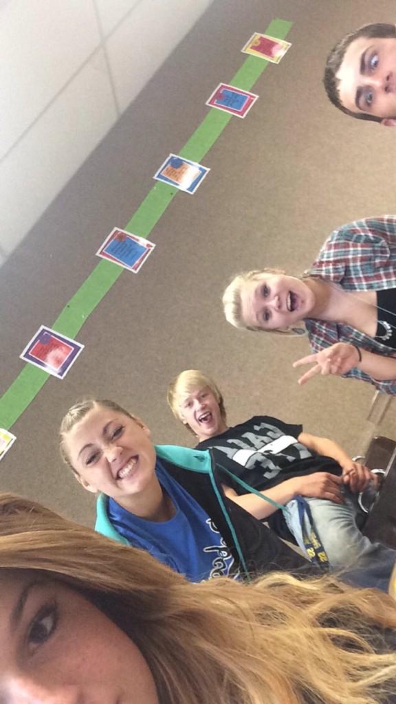 chescampbell42's tweet photo. What we do in math😂 #mybesties #missingtyler #sofunny @cindwhoreIIa @ash3mar http://t.co/70FnGxN6r5