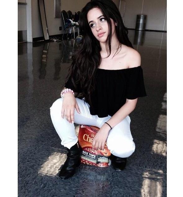 GemelasCabello's tweet photo. -Cristina http://t.co/Agji4R90LP