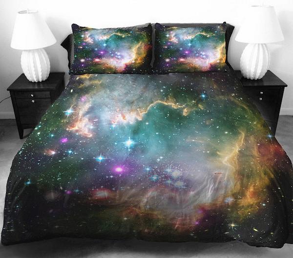 droold's tweet image. 9 Galaxy Bedding Sets To Let You Sleep Amongst The Stars droold.com/i/1760-9-Galax… via @droold