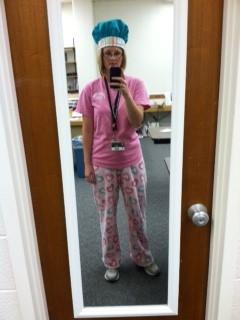 nhhsmrsmeek's tweet photo. #pajamaday #chefshatsforeveryone #stayedlate #ilovemystudents http://t.co/C4R7ecJBLF