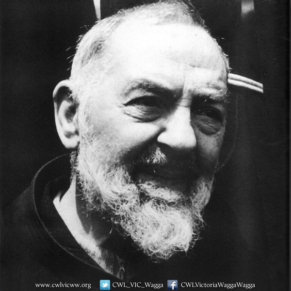 JPIIMedia's tweet photo. "Time spent for the glory of God and the health of the soul is never wasted." St. Padre Pio #FeastDay http://t.co/VvMVUU8Gta @CWL_VIC_Wagga