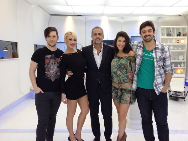 PulsacionesOK's tweet photo. Gracias @andrearincontop y @farromoni por la buena onda besoss😜👍❤️💋@PulsacionesOK @rialjorge http://t.co/oZQzhvPX2W