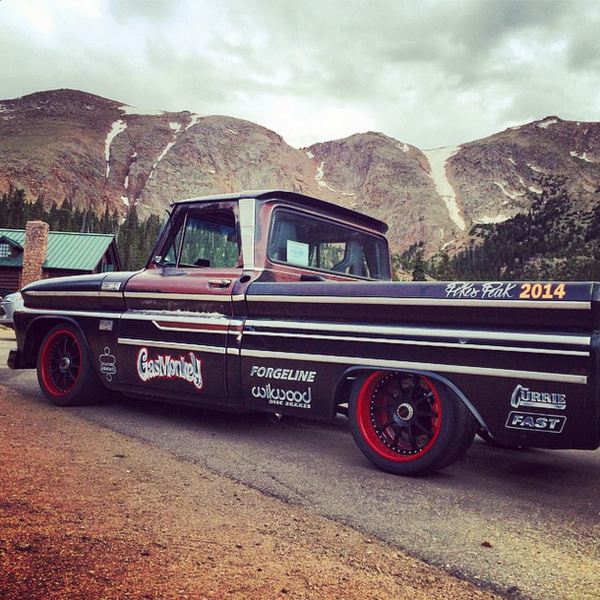 GasMonkeyGarage's tweet photo. RT if you wish this GMG truck was yours. #FastNLoud http://t.co/EwuT0K0SYT