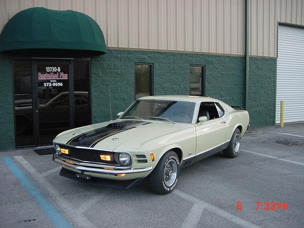RESTOMODPLUS's tweet photo. #Restomodplus #Mach1 Monday #Mustang Monday. What else sounds good?? http://t.co/YTONtQlMze