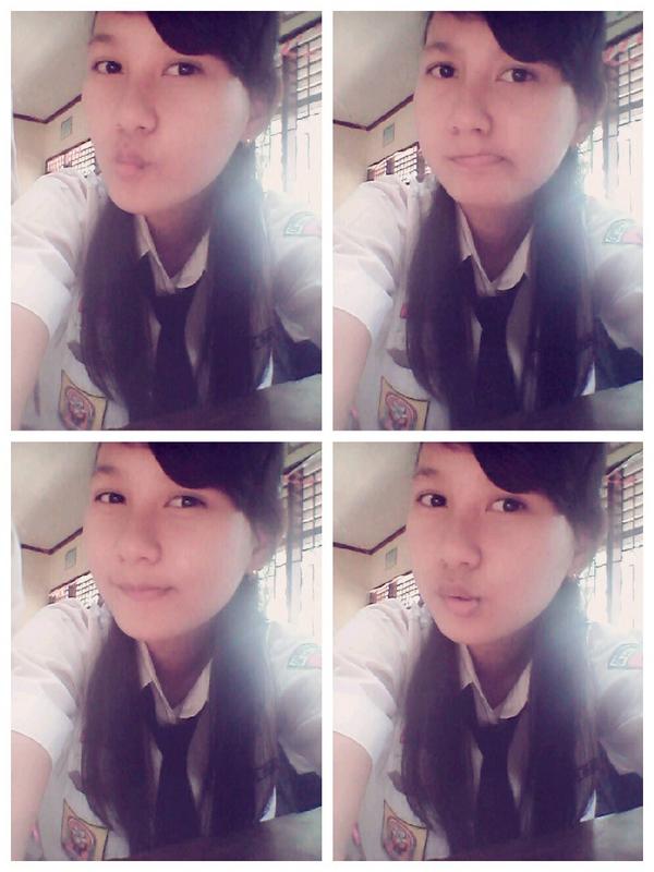 isna_inutt's tweet photo. Slamat siang {} :) http://t.co/7uA5swXleU
