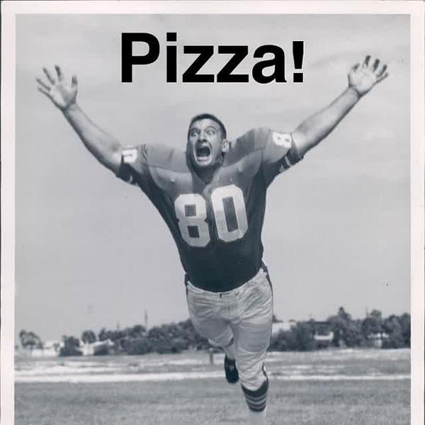 PizzaLovva tweet media