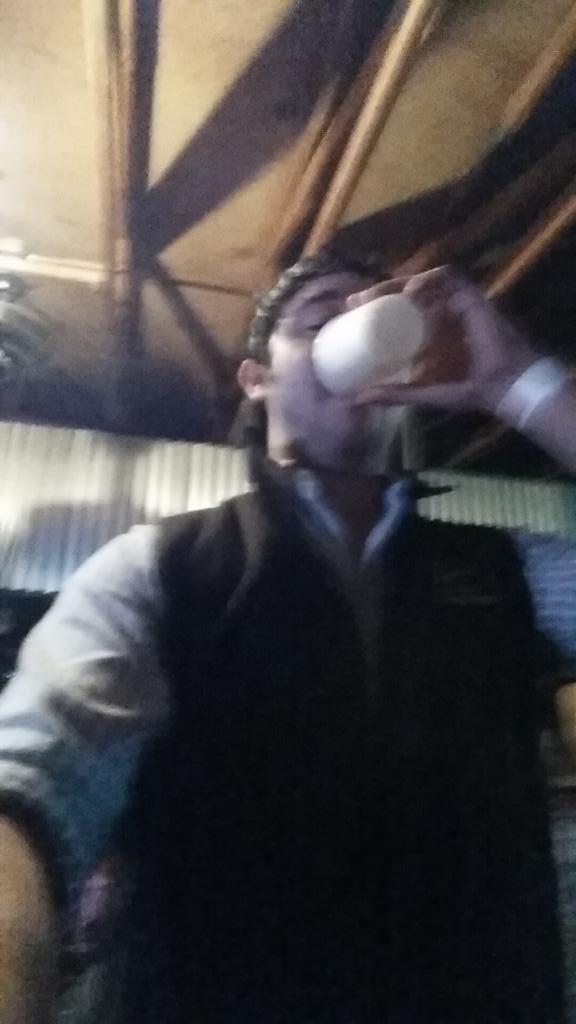 FratBlackOutTFM's tweet photo. Its vest weather #TFM http://t.co/U9TwWZFLT6