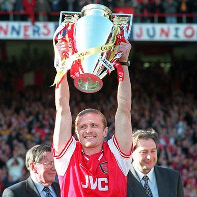 Happy birthday to former Gunner Emmanuel Petit! 