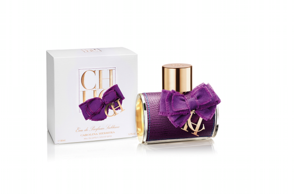 marieclaire_sa's tweet photo. Are you #OnTheScent? Feminine, bold, unforgettable: today we're giving away #CaronlinaHerrera http://t.co/R3uV23NM7F http://t.co/Xy7gTJqsrL