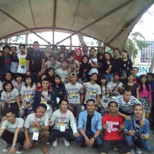 WE ARE PARAFAMILY!!!