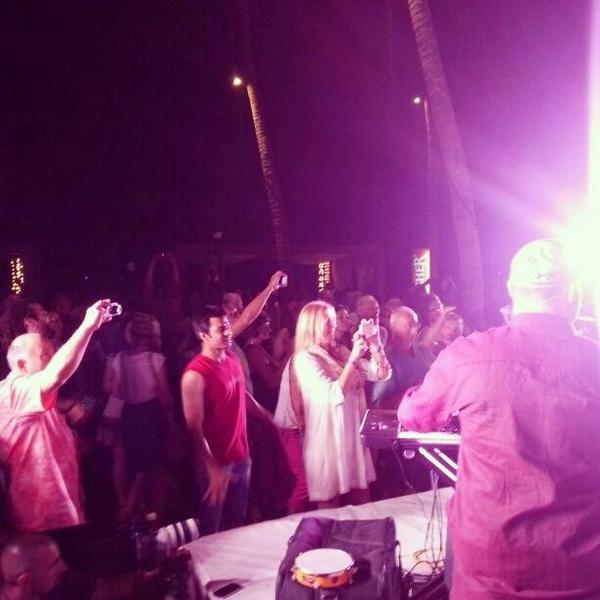 imDhananjay's tweet image. @kingfisherworld @Axwell @HARDWELL at #PremJoshua #SunburnWithKF