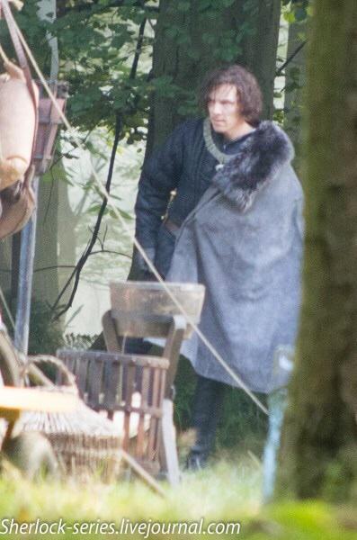 SherlocksBees's tweet photo. **HOLLOW CROWN SPOILERS** 
I just need these HERE http://t.co/ItAAPLaSwx