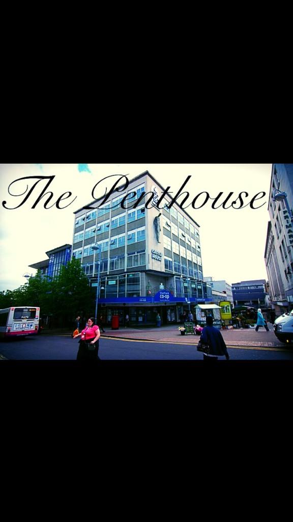 BethLoveys's tweet photo. @jamiesherlock12 my student accom by the way http://t.co/8A3iGecI8K