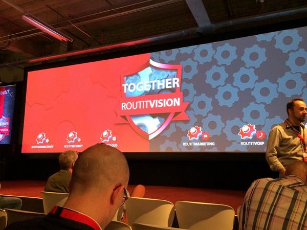 Vanmorgen even naar het datacentrum in Amsterdam en nu in Ede bij het jaarlijkse evenement van een leverancier.