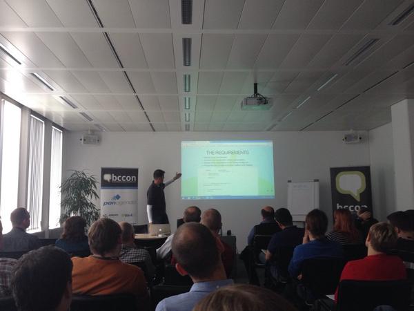 MartinInAction's tweet image. @flinden68 presenting on #bccon #XPages